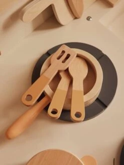 Cuisinette équipée Avec Rideau - En Bois FSC® Multicolore - Vertbaudet -Mon Petit Monde Soldes cuisinette equipee avec rideau en bois fsc 4